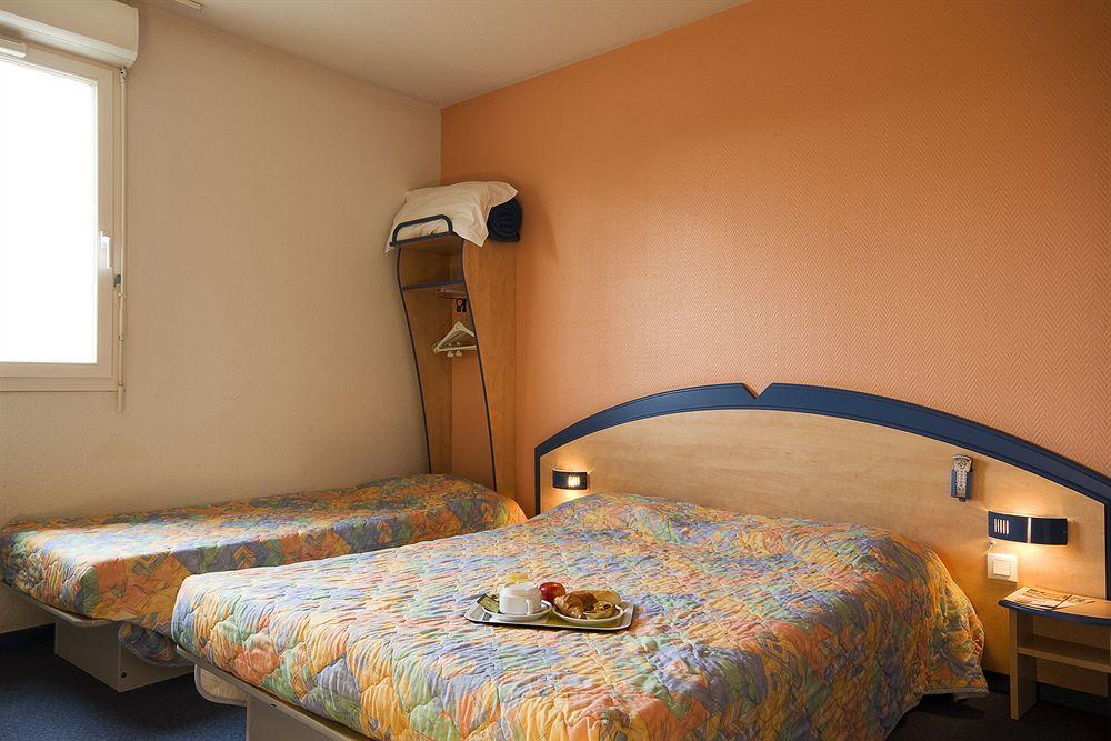 Atena Bordeaux Sud Est Creon - Velo Friendly Екстер'єр фото