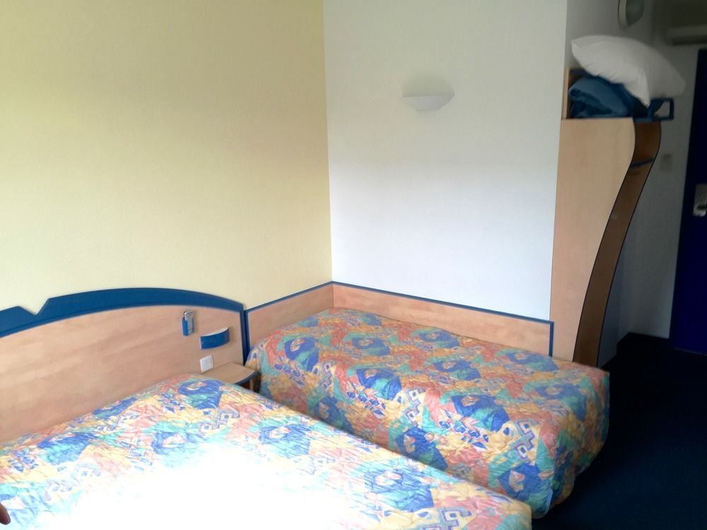Atena Bordeaux Sud Est Creon - Velo Friendly Екстер'єр фото